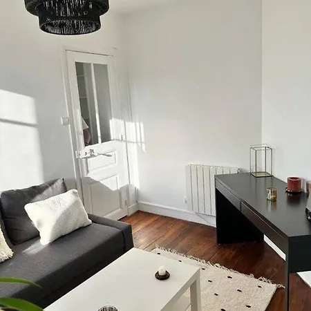 Stunning 2-room With Balcony