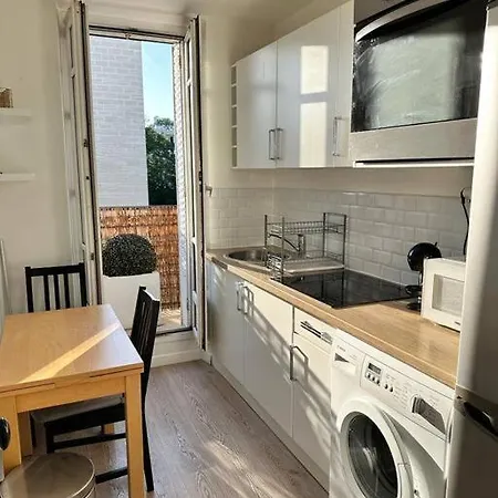 Stunning 2-room With Balcony